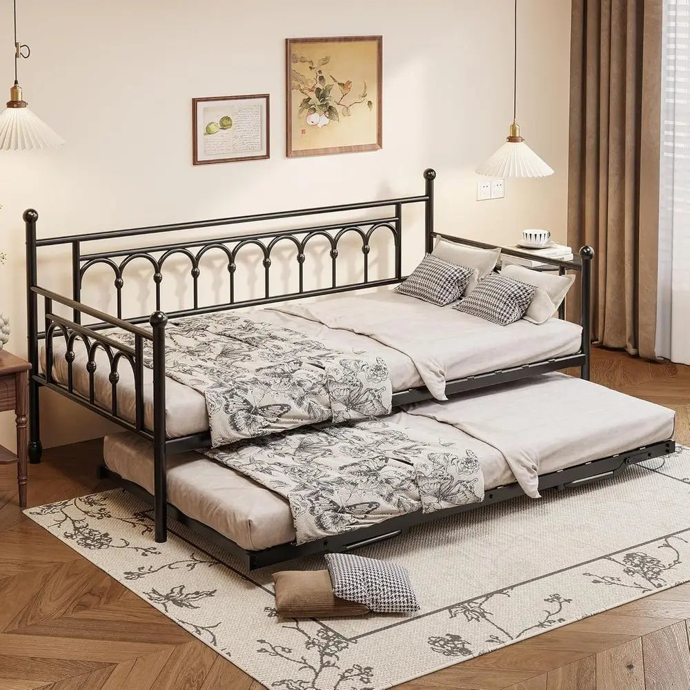 Twin Day Bed with Twin Trundle Bed