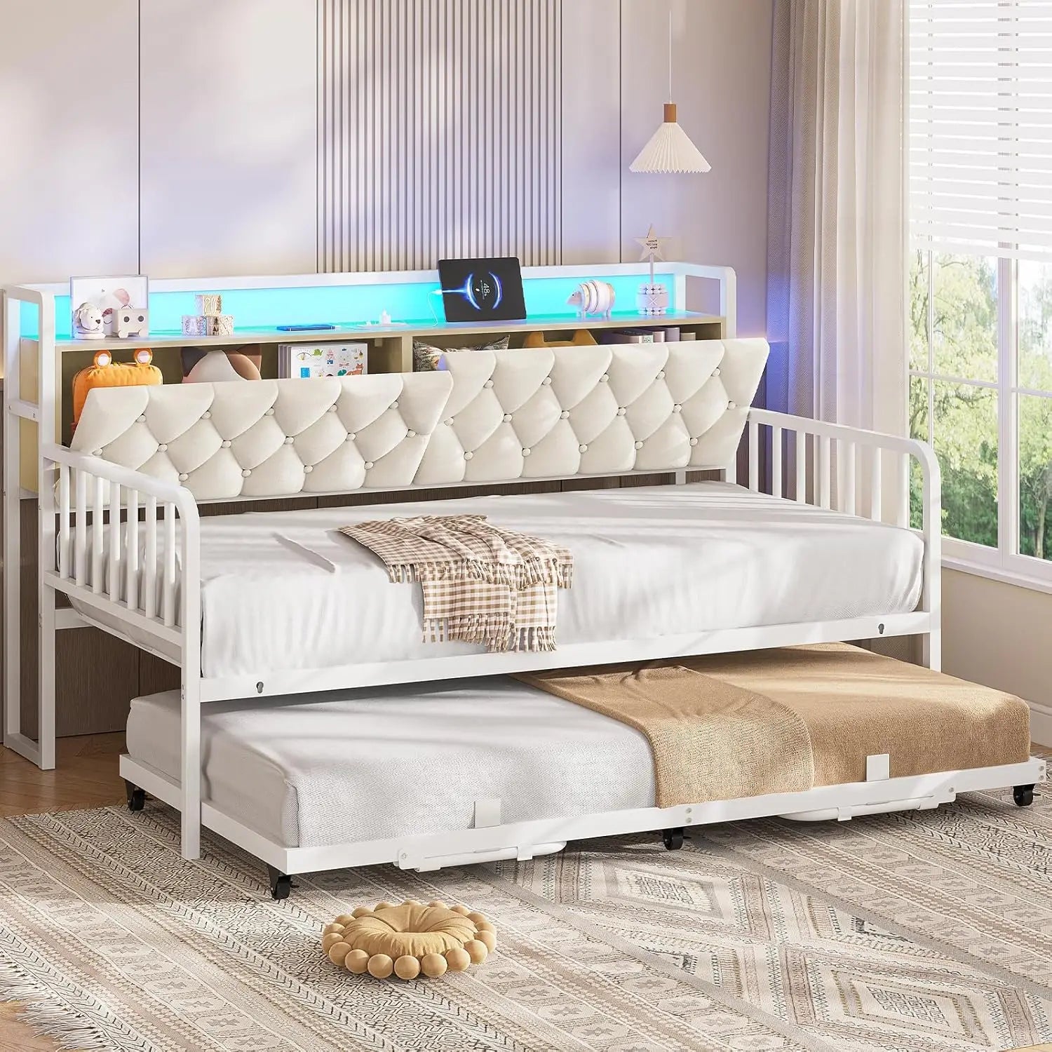 Daybed with Trundle