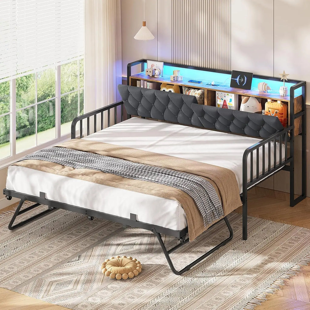 Daybed with Trundle