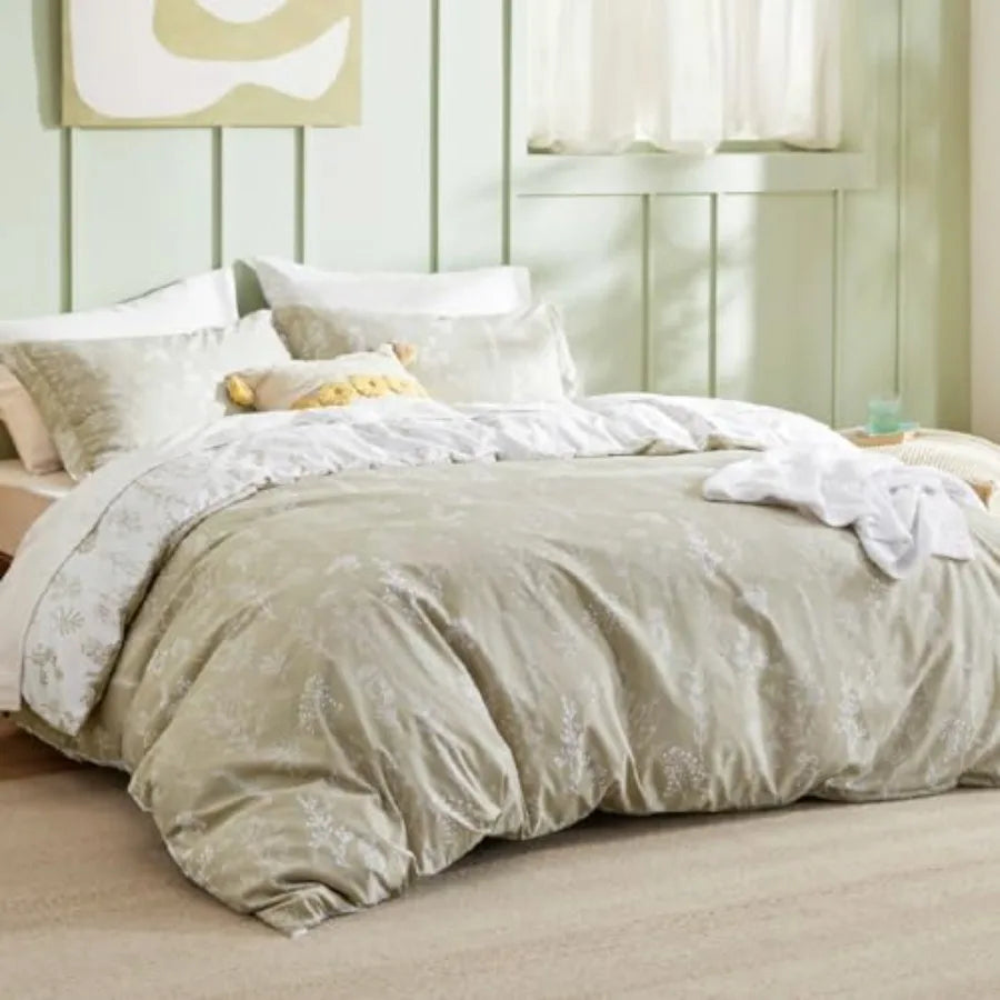 Floral Reversible Comforter Set