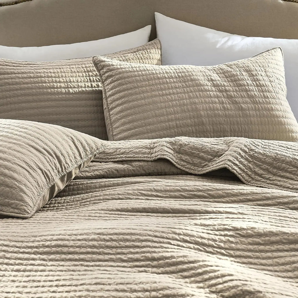 King Quilt Set - Beige Striped