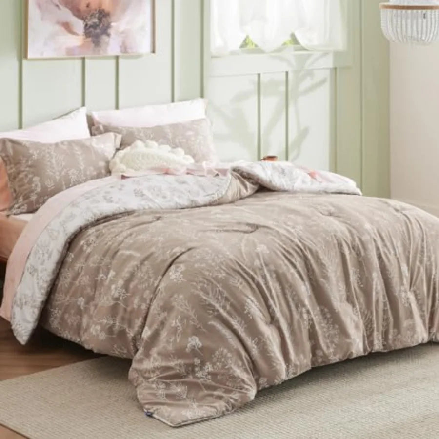Floral Reversible Comforter Set