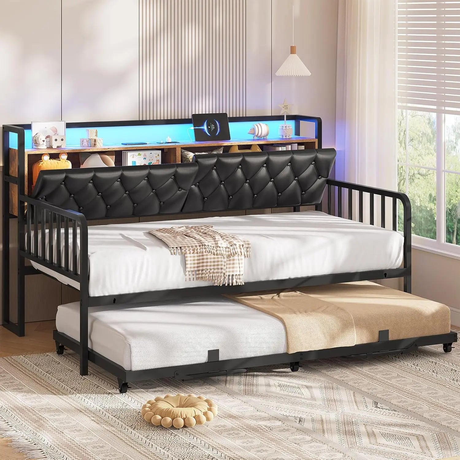Daybed with Trundle