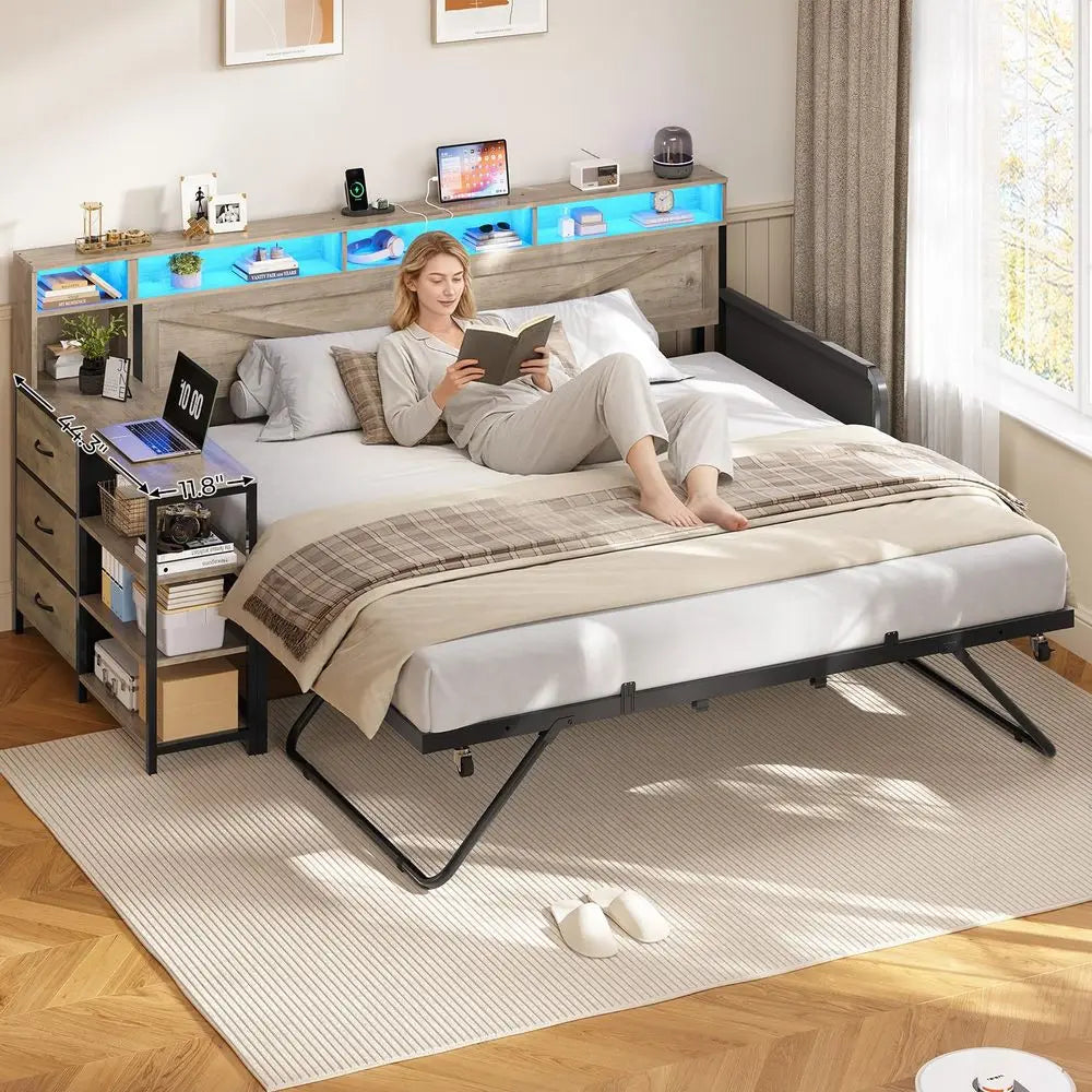 Farmhouse Daybed with Trundle