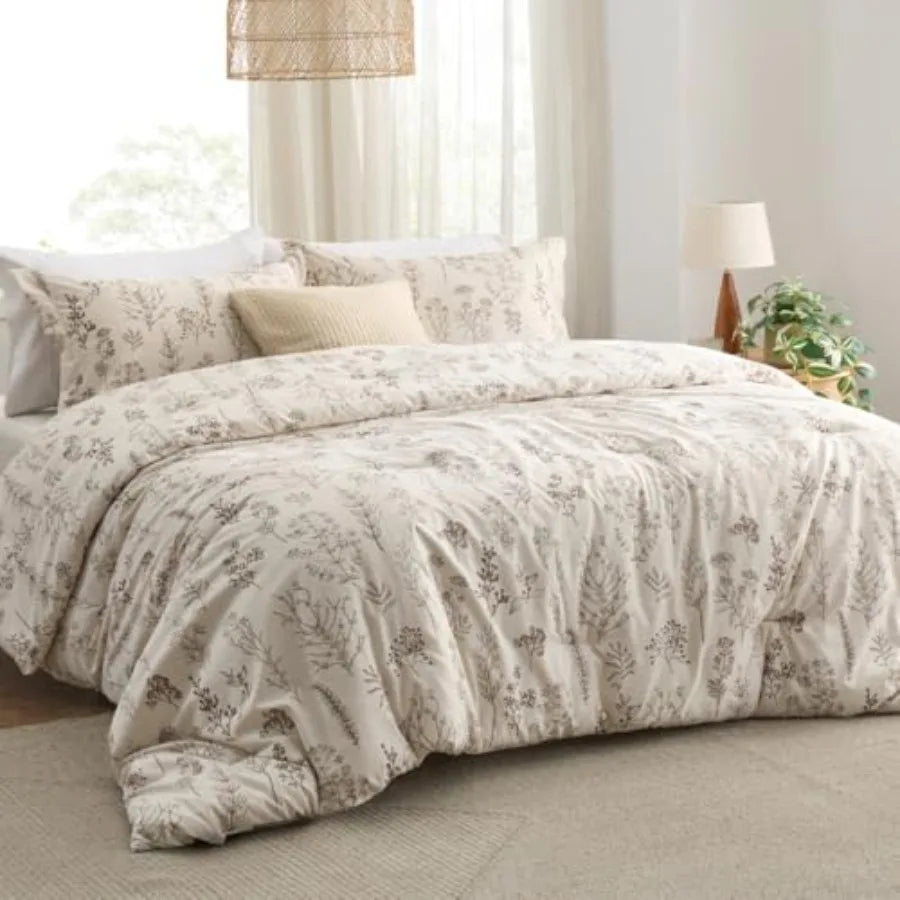 Floral Reversible Comforter Set