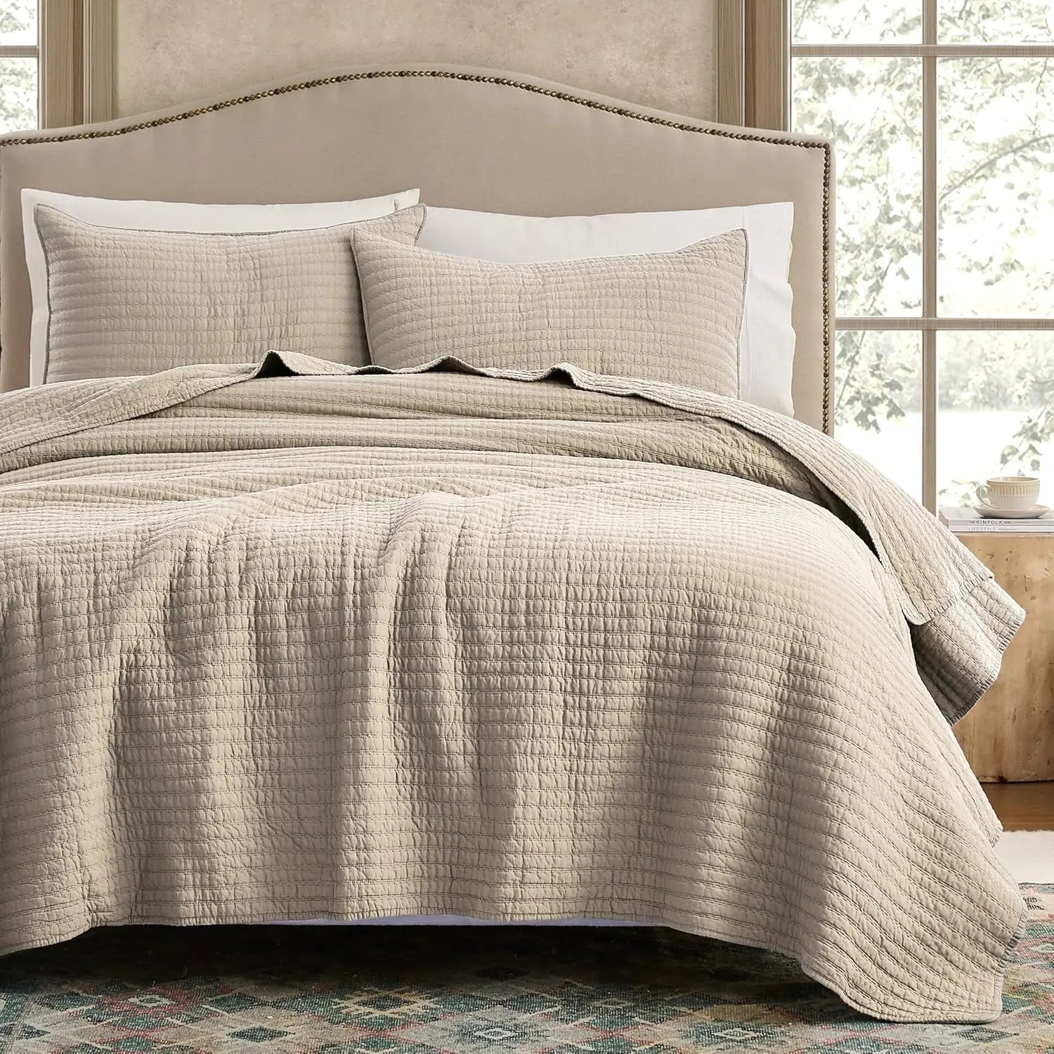 King Quilt Set - Beige Striped