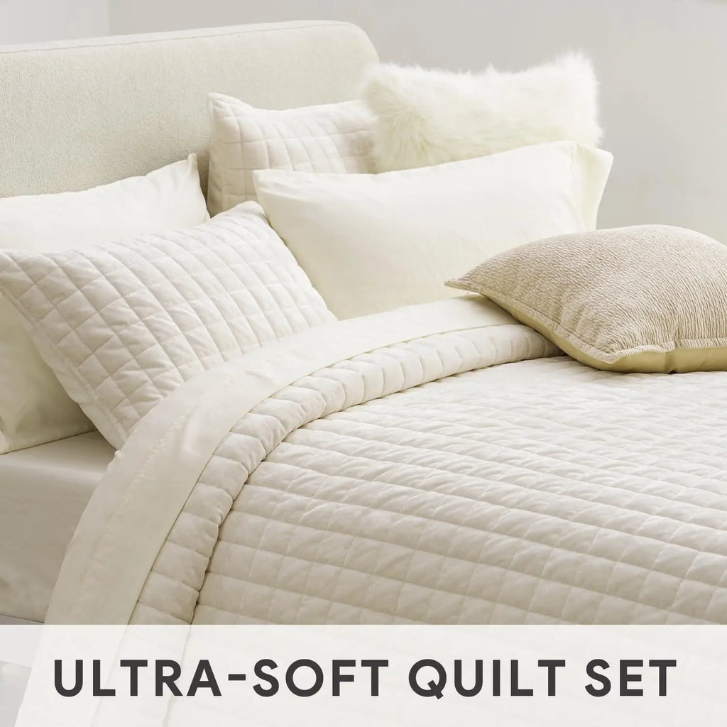 King Size Velvet Quilt Set